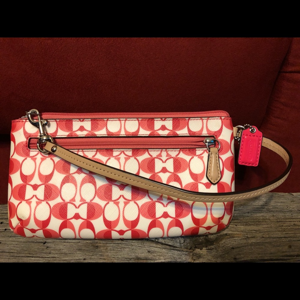 Coach wristlet - Picture 2 of 3